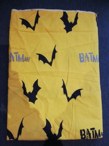 Tissu batman 1m10x1m50