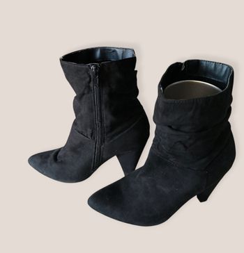 Bottines noires - 37
