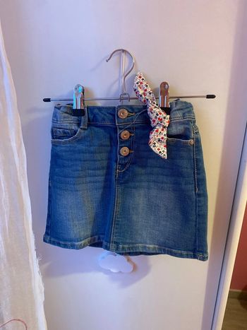 Jupe okaidi taille 4 ans