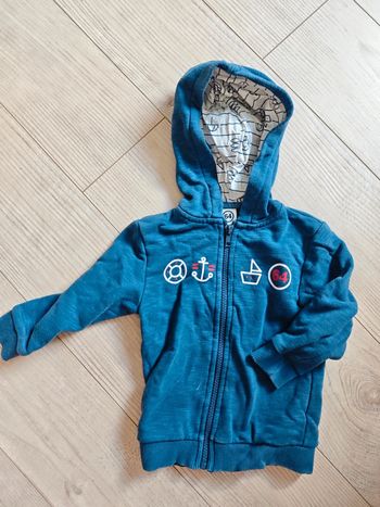 Gilet a capuche léger 18 mois