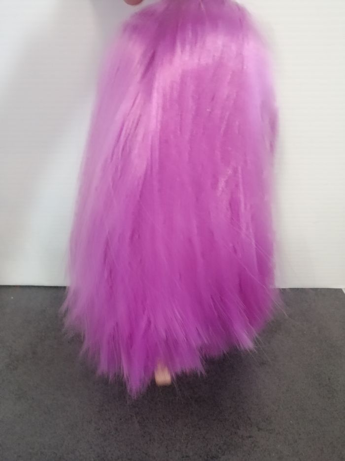 poupée lol articulables cheveux violet - photo numéro 3