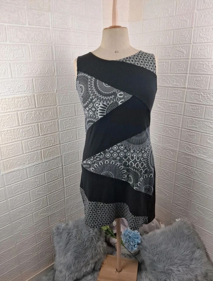Jolie robe Coline taille 46 - photo numéro 2