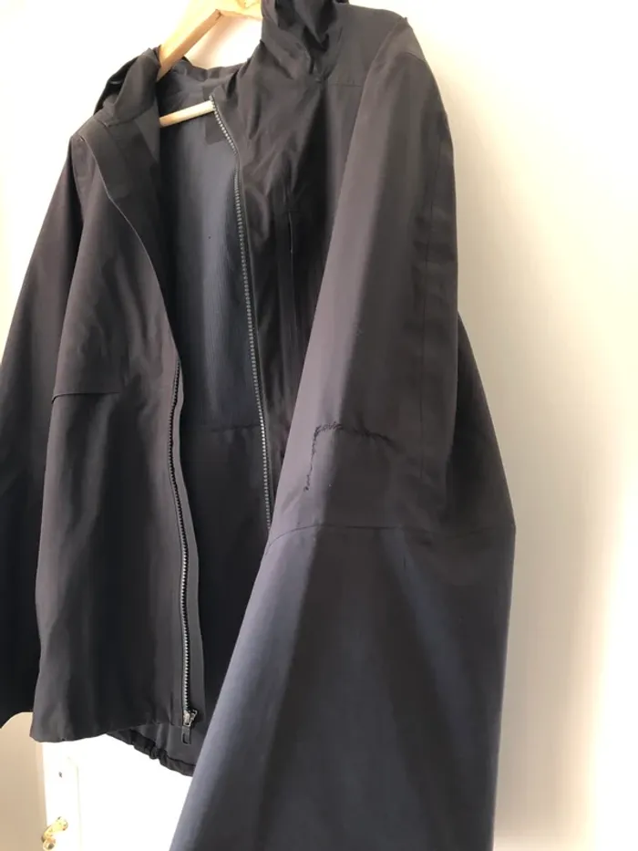 Veste imperméable Lululemon M - photo numéro 9