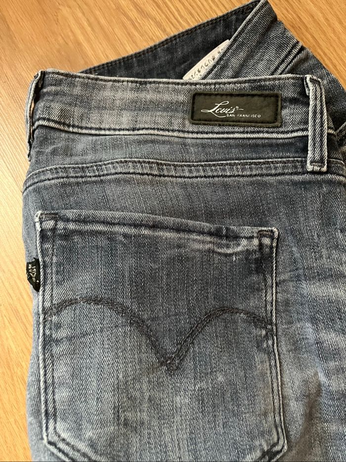 Jean Levi's Bold curve T29*34 authentique TBE 👖 - photo numéro 3