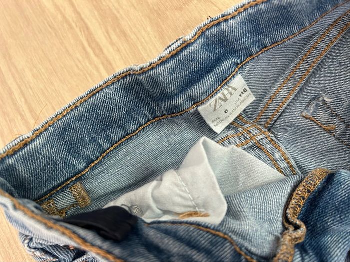 Jeans trouée Zara - photo numéro 3