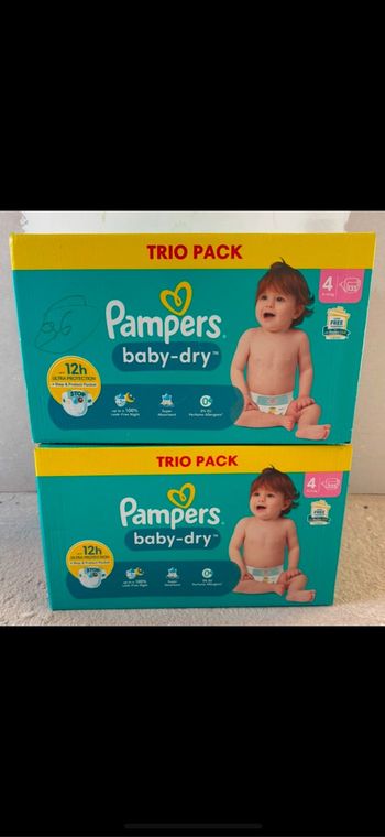 270 couches Pampers baby dry taille 4