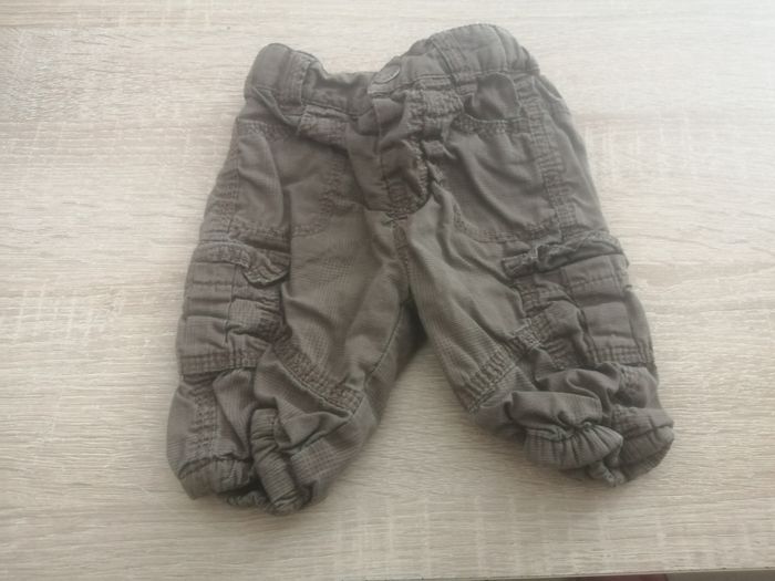 Lots pantalons et chaussettes - photo numéro 4