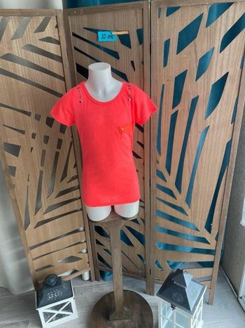 T-shirt fille 10 ans avec noeuds