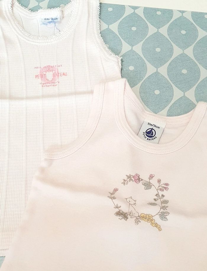Maillots de corps Petit Bateau - 12M - photo numéro 2
