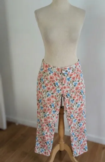 Pantalon MAC Jeans modèle Melanie Cropped - Fleuri - Taille 38/28