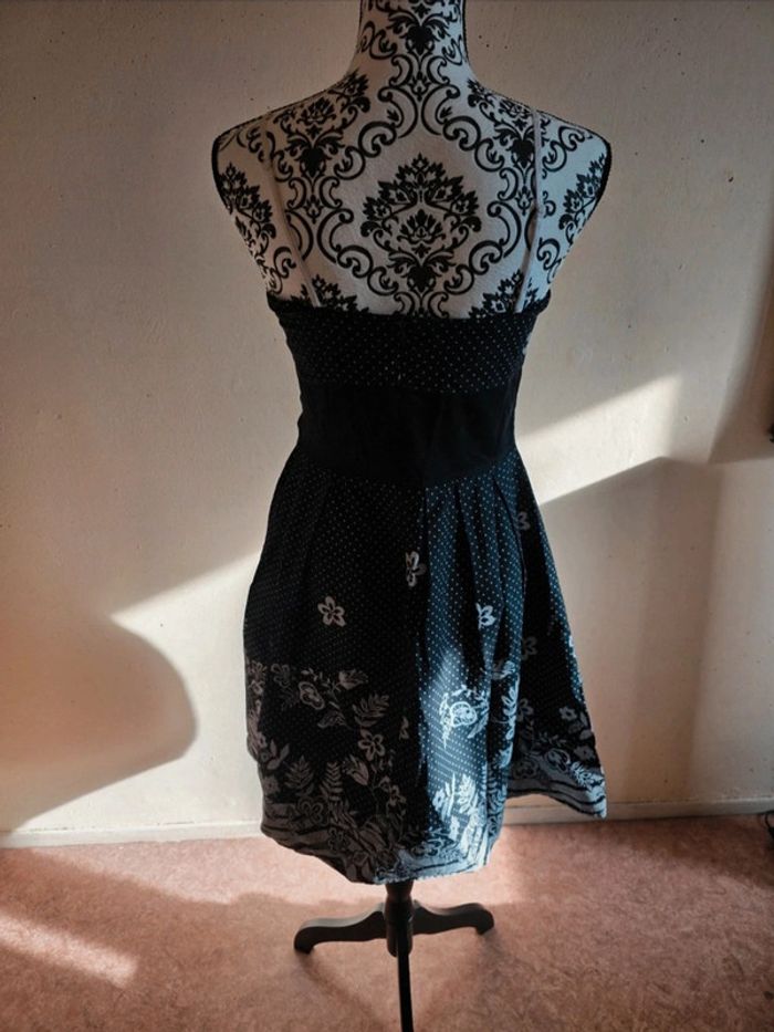 Jolie robe été noir femme T : 3 - photo numéro 4