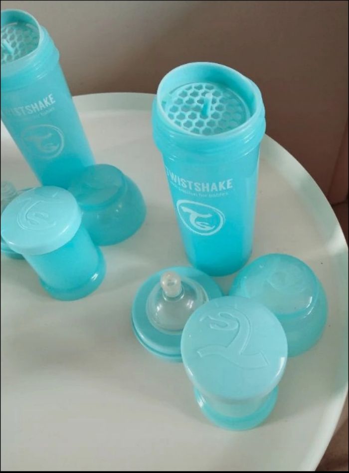 Lots 3 biberons twistshake de 260 ml + 3 doseurs pour le lait - photo numéro 3