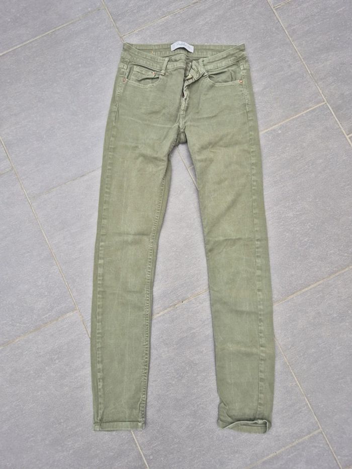 Pantalon Zara