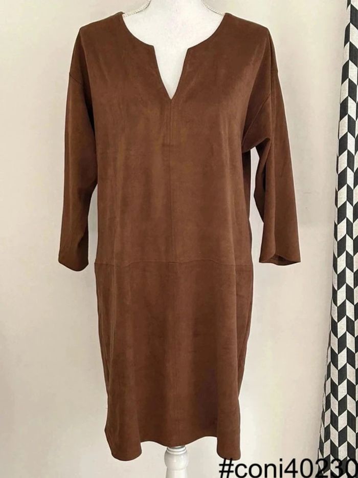 Robe Marron Ema Blue's - Aspect 'Peau de Pêche' - Taille 42