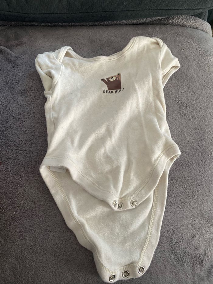 Bodies - photo numéro 2