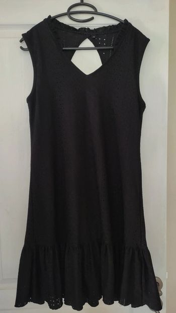 Robe noire T.38