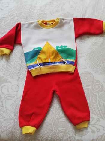 Jogging coloré, 6 mois, Ozona, En très bon état