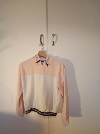 Pull blanc et rose