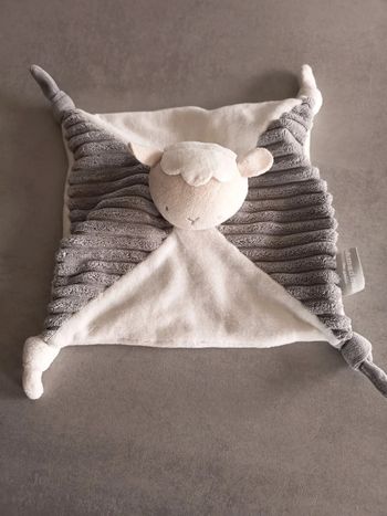 Doudou mouton