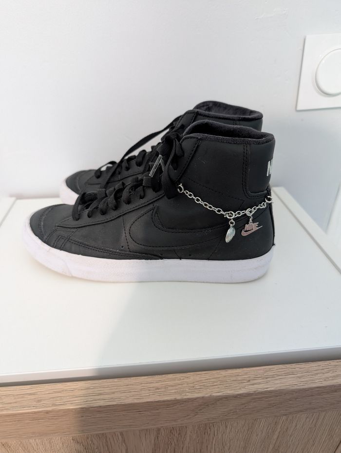 Nike blazer mid '77 lucky charm t38 - photo numéro 2