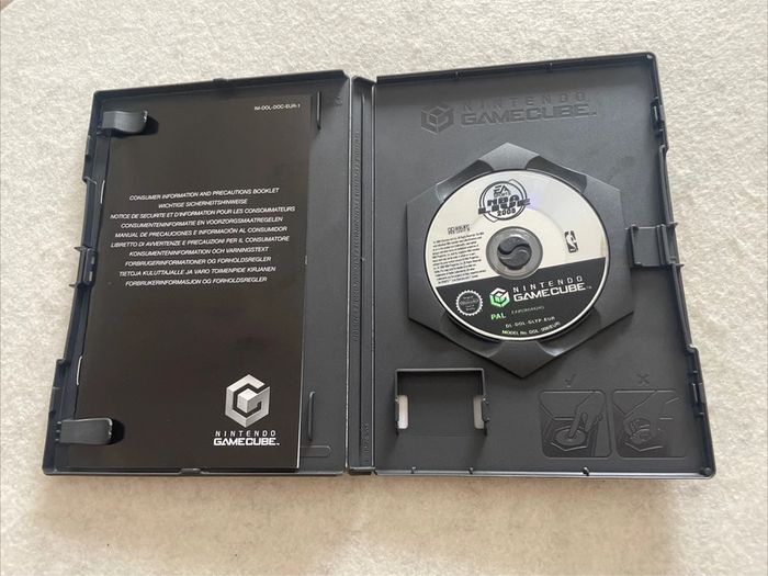 NBA Live 2005 Jeu Nintendo Gamecube FR - photo numéro 2