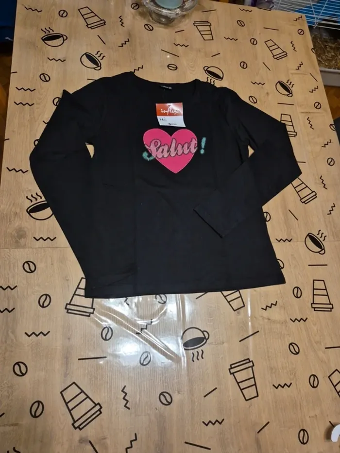 Tee-shirt a manches longues 14 ans