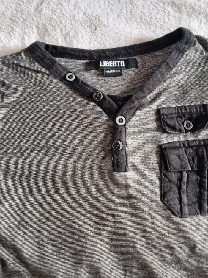 T-shirt 4 ans - photo numéro 2