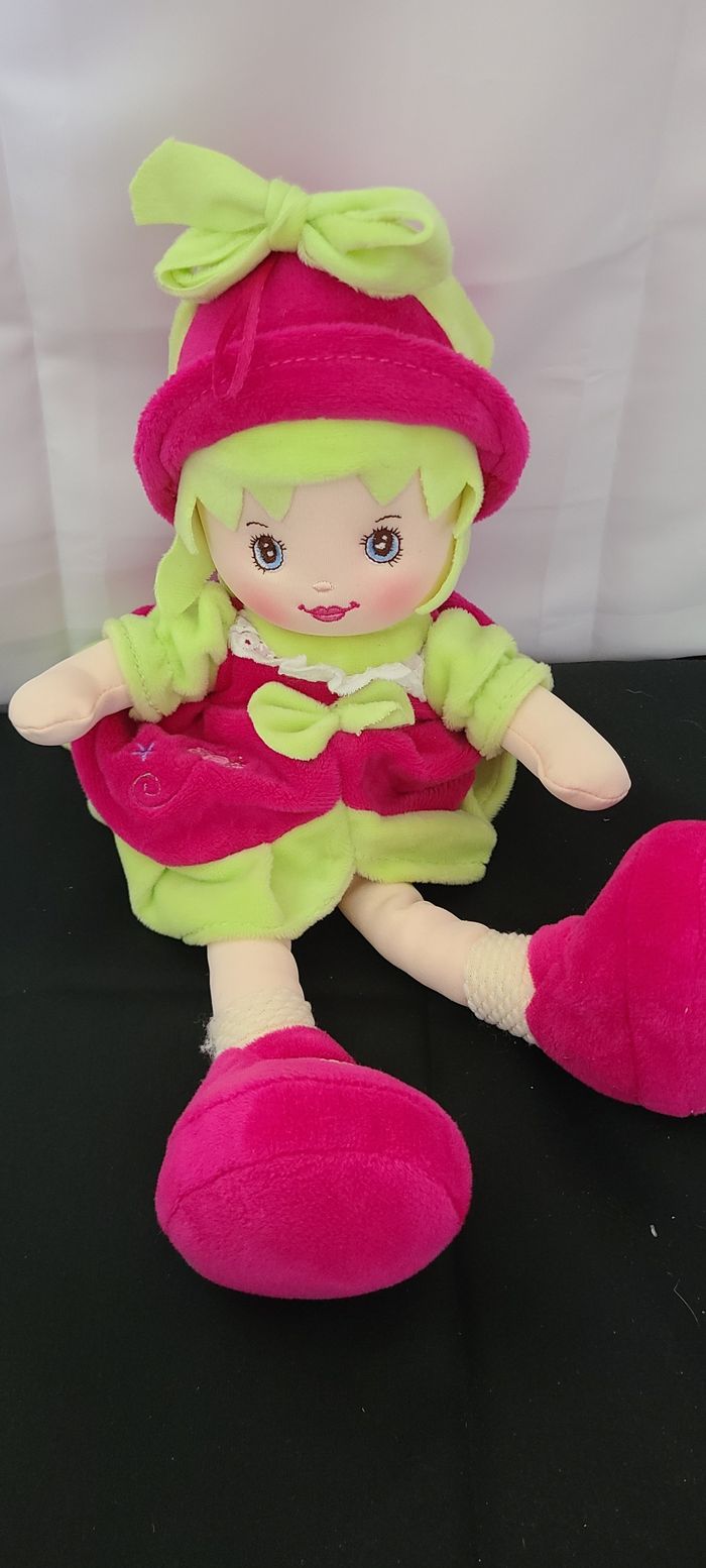 Doudou poupée rose fuschia vert Alice 30 cm Aguila de Oro Toys - photo numéro 6