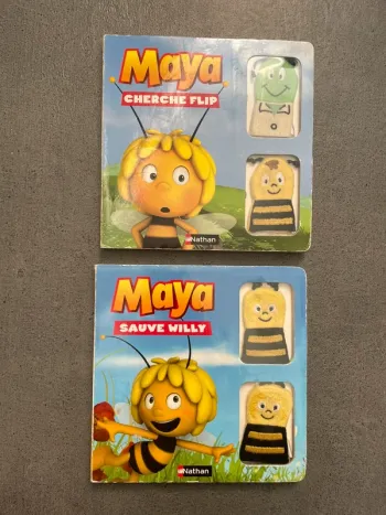 Lot 2 livres cartonnés Maya l’abeille avec marionnettes