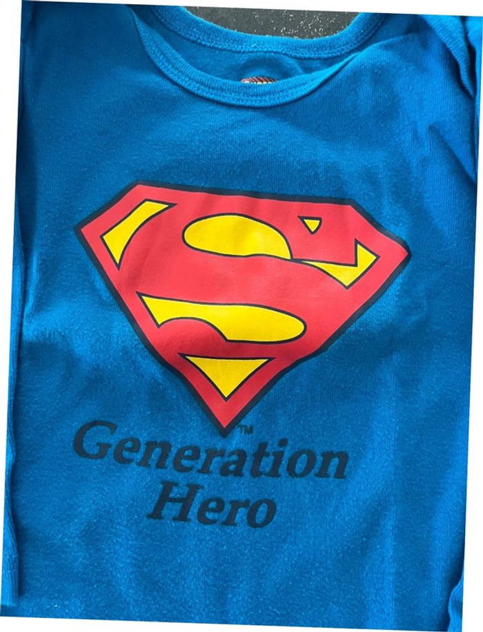 Lot de 2 pyjamas Superman taille 23 mois - photo numéro 4