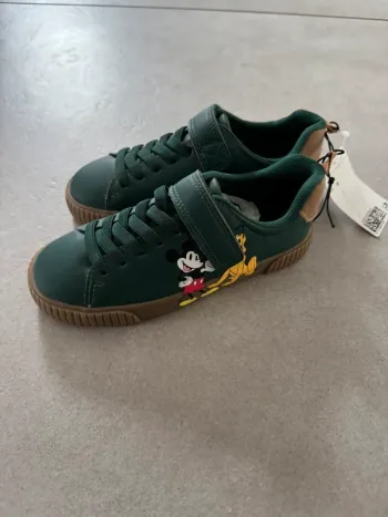 Chaussures Mickey 31 neuve