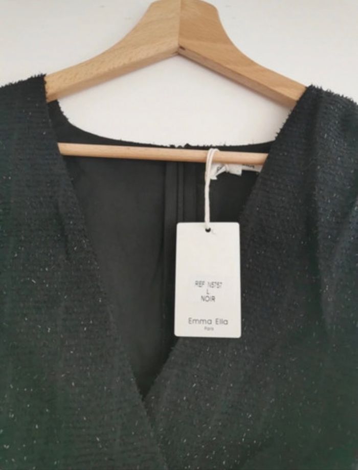 Robe noire - photo numéro 2
