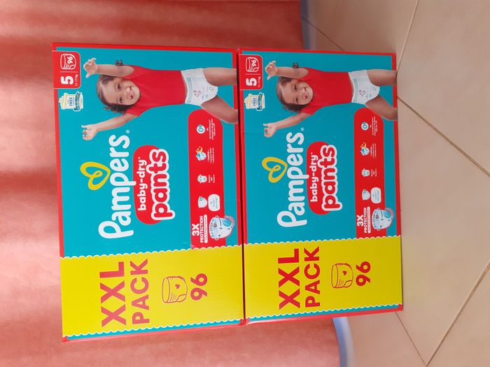 192 Pants Pampers  XXL Pack  baby dry Taille 5 👶2 Packs