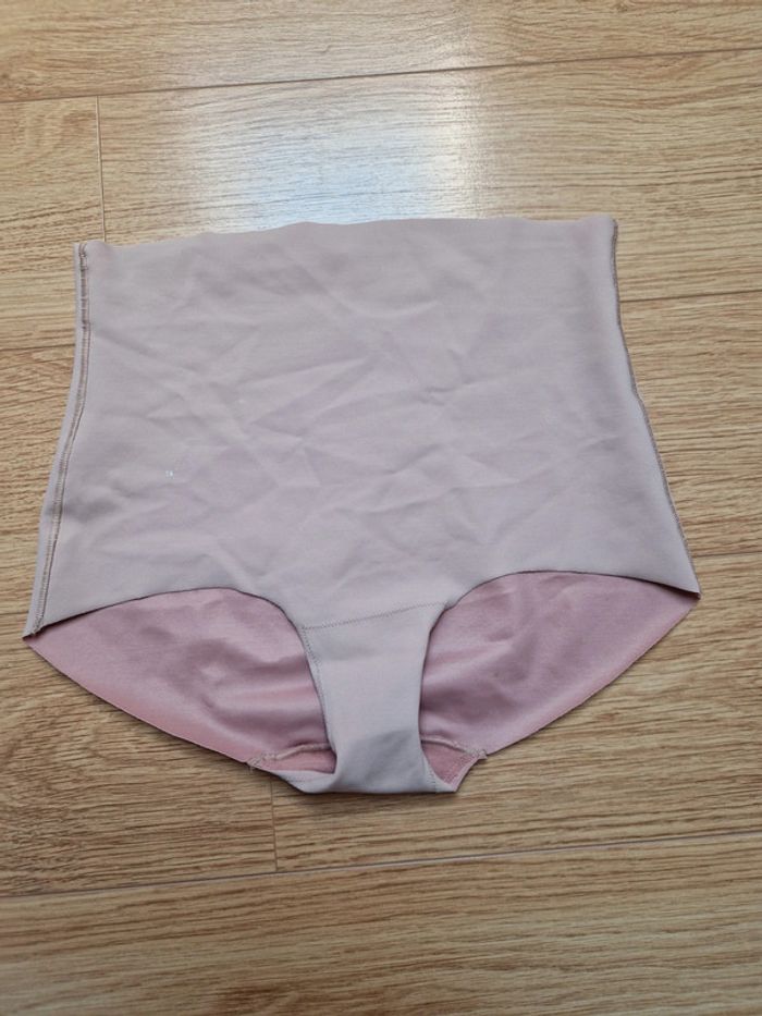 Culotte haute gaine dim taille 38 chair beige