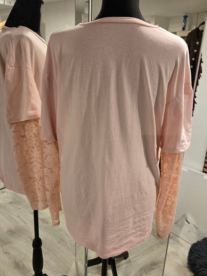 T-shirt rose pâle à manches dentelle TU 42/44 max - photo numéro 3