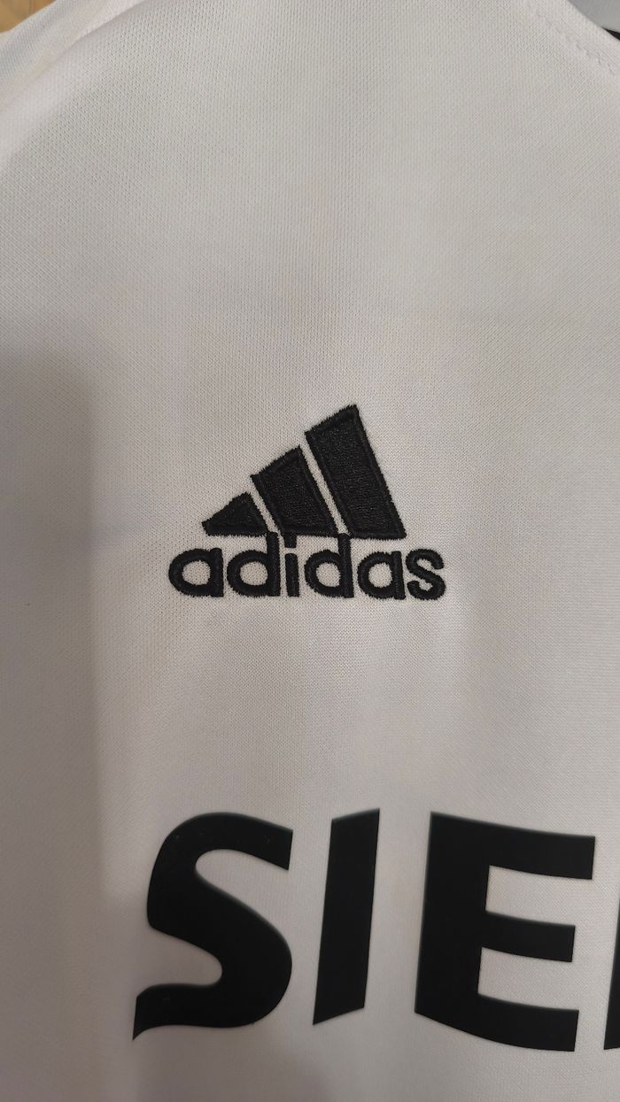 Maillot de foot Real Madrid - photo numéro 6