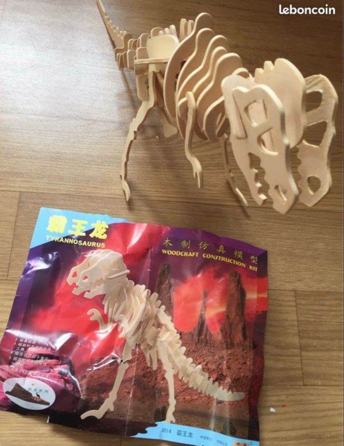 4 puzzles 3D dinosaures - photo numéro 4