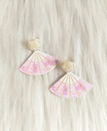 Boucles d’oreilles éventail bois blanc rose style japonais romantique coquette
