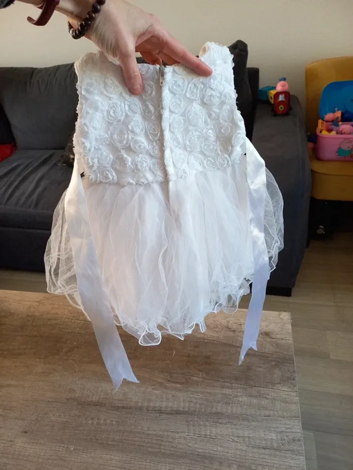 Robe blanche cérémonie 3 Mois - photo numéro 5