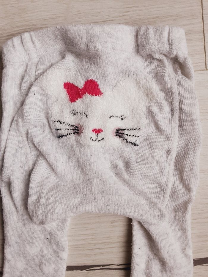 Vêtement bébé fille collants gris chat cœurs blancs pointure 19 - 20 - photo numéro 4