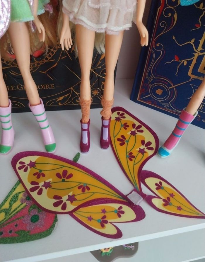 3 Poupées Bloom Stella Flora Believix Winx Club Smoby saison 4 Fairy of Music - photo numéro 2
