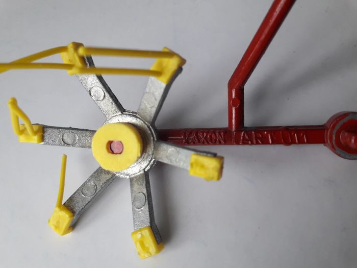 Faneuse Yaxon - photo numéro 6