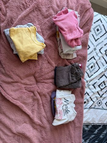 Lot de vêtements bébé 