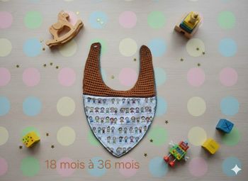Bavoir bandana 18 mois à 36 mois Création fait main artisanale 