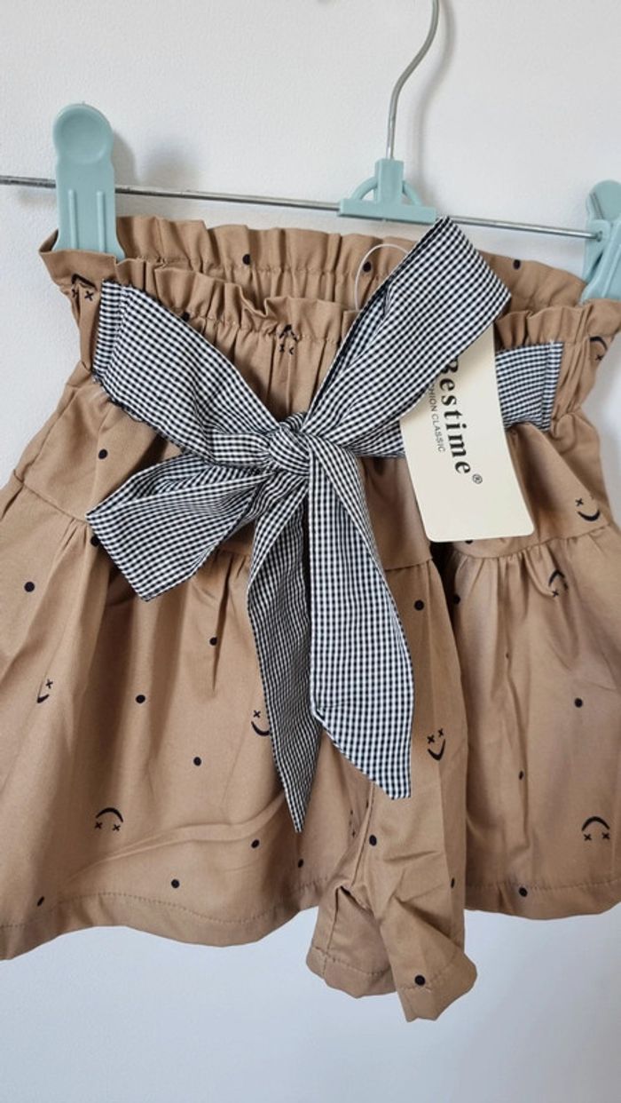 Short neuf smile bestime 4ans - photo numéro 4