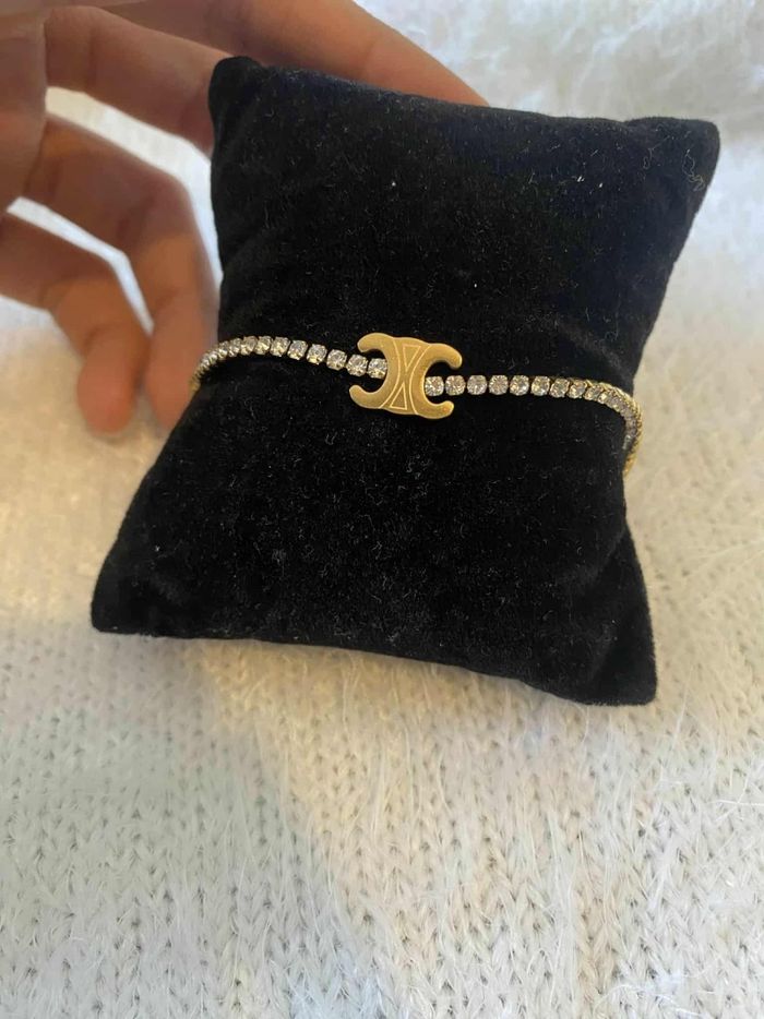 Bracelet tendance à strass