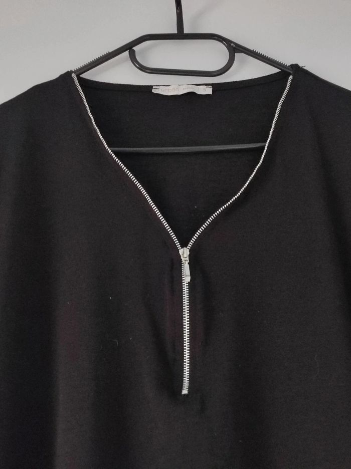 T-shirt col zip noir taille M