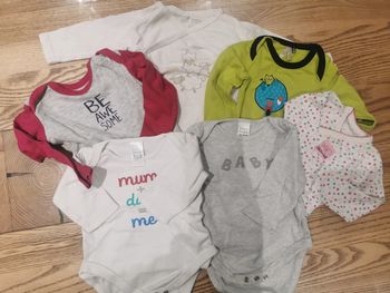 Lot de 6 bodies 6 mois