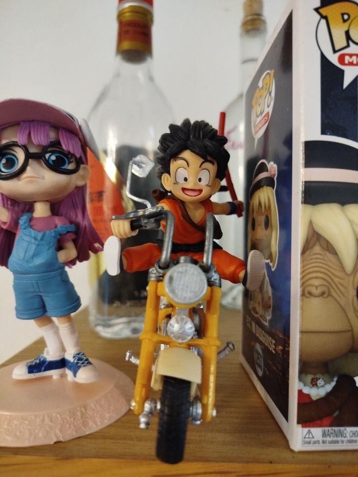 Figurine dragon ball Z Sangoku en moto