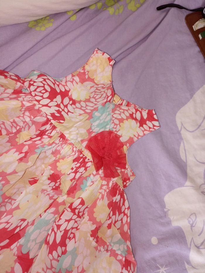 Robe. - photo numéro 2